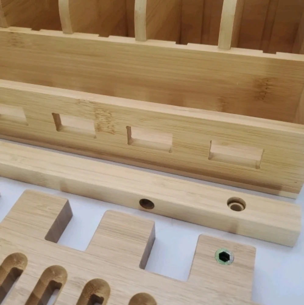 Bamboo Belt Or Tie Display Stand Or Organizer. New.